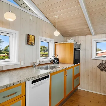 Engelbertine - 30m From The Sea By Interhome בית נופש